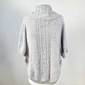 New York & Company Beige Turtle Neck Knit Tunic Sweater in Size Large